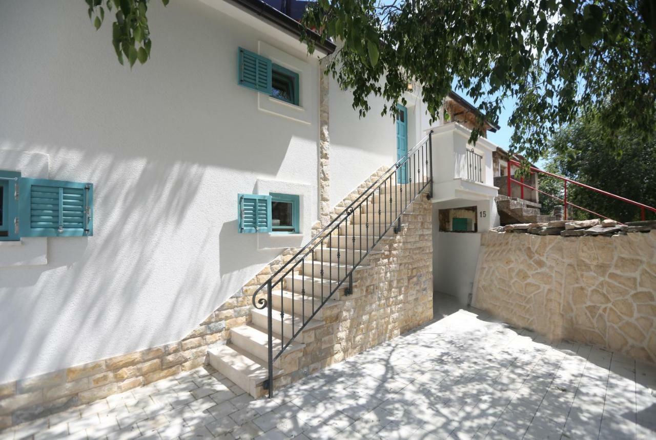 Kuce Za Odmor Brkic Διαμέρισμα Lozovac Εξωτερικό φωτογραφία