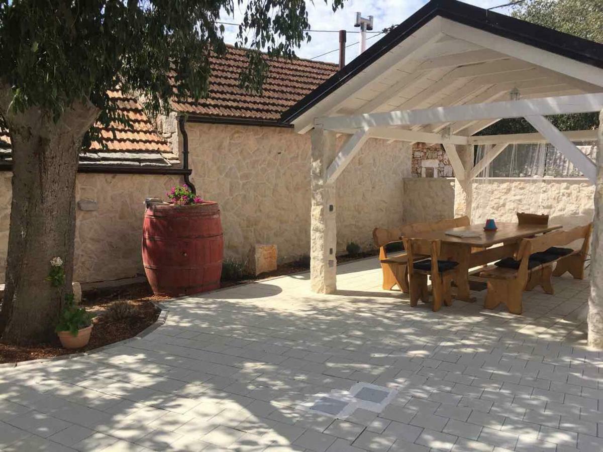 Kuce Za Odmor Brkic Διαμέρισμα Lozovac Εξωτερικό φωτογραφία