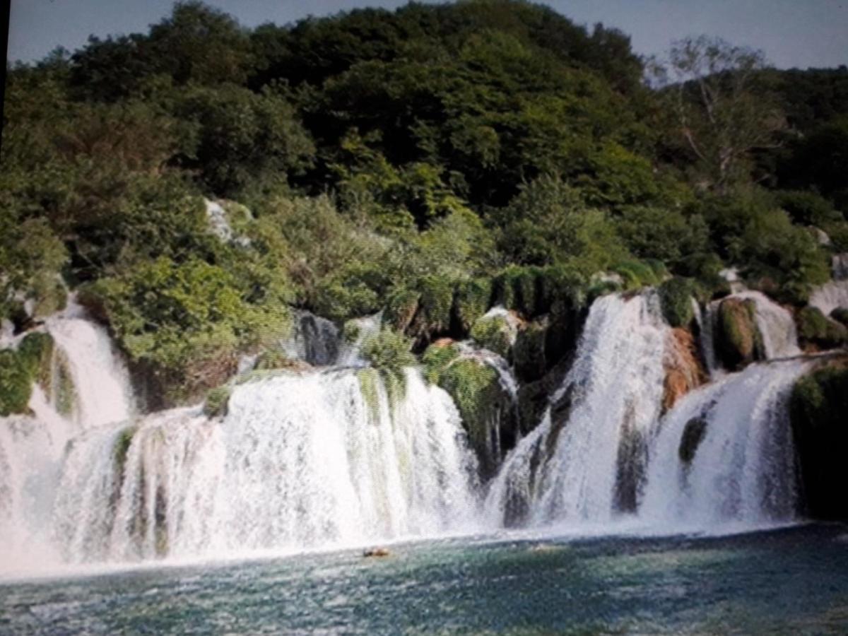 Kuce Za Odmor Brkic Διαμέρισμα Lozovac Εξωτερικό φωτογραφία